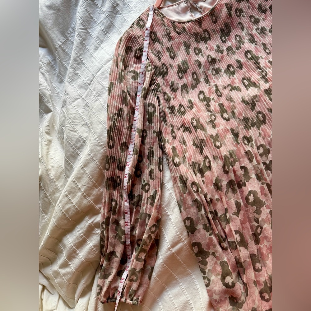 Aritzia Wilfred Daydreamer mini dress in exclusive floral pink/green (small) - Picture 12 of 13